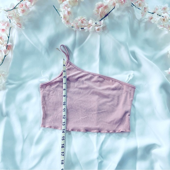 One Shoulder Strap Crop Top - Picture 4 of 6
